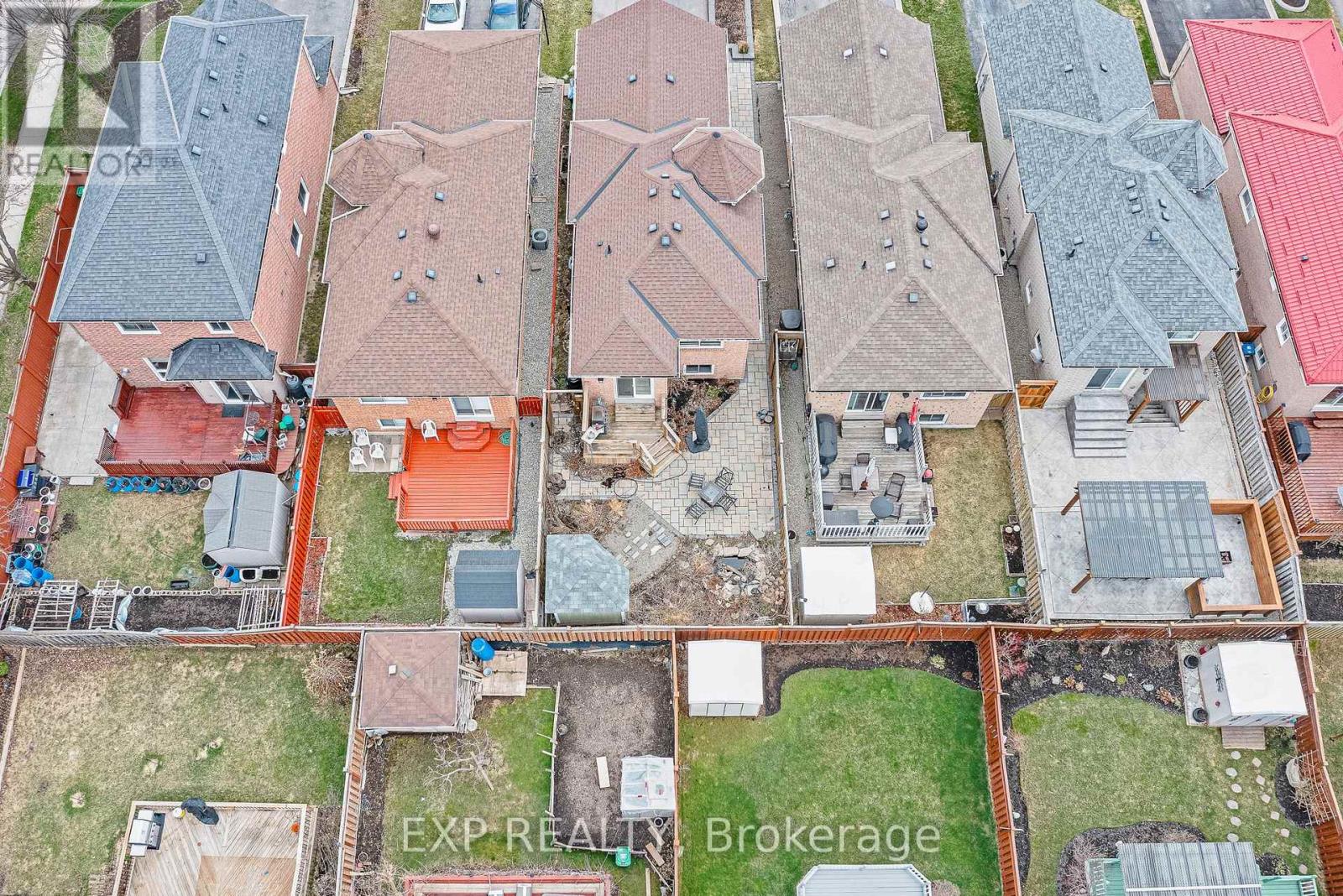 19 Silkwood Crescent, Brampton, Ontario  L6X 4L1 - Photo 36 - W12156856