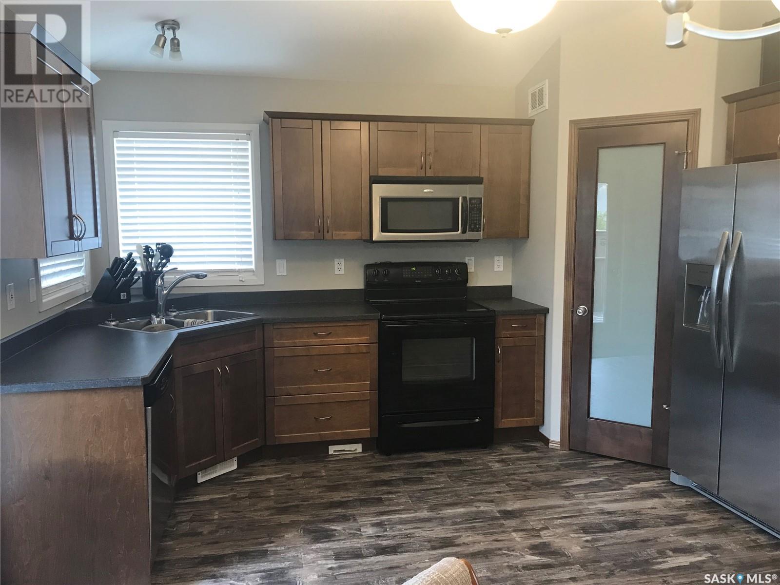 Property at 102 Assaly STREET image 3