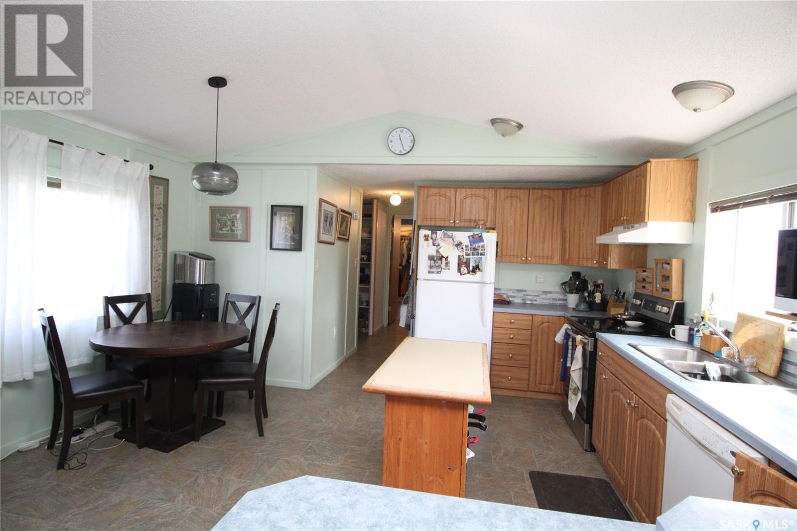 83 Mulberry Road, Sunset Estates, Saskatchewan  S7K 3J9 - Photo 5 - SK006659