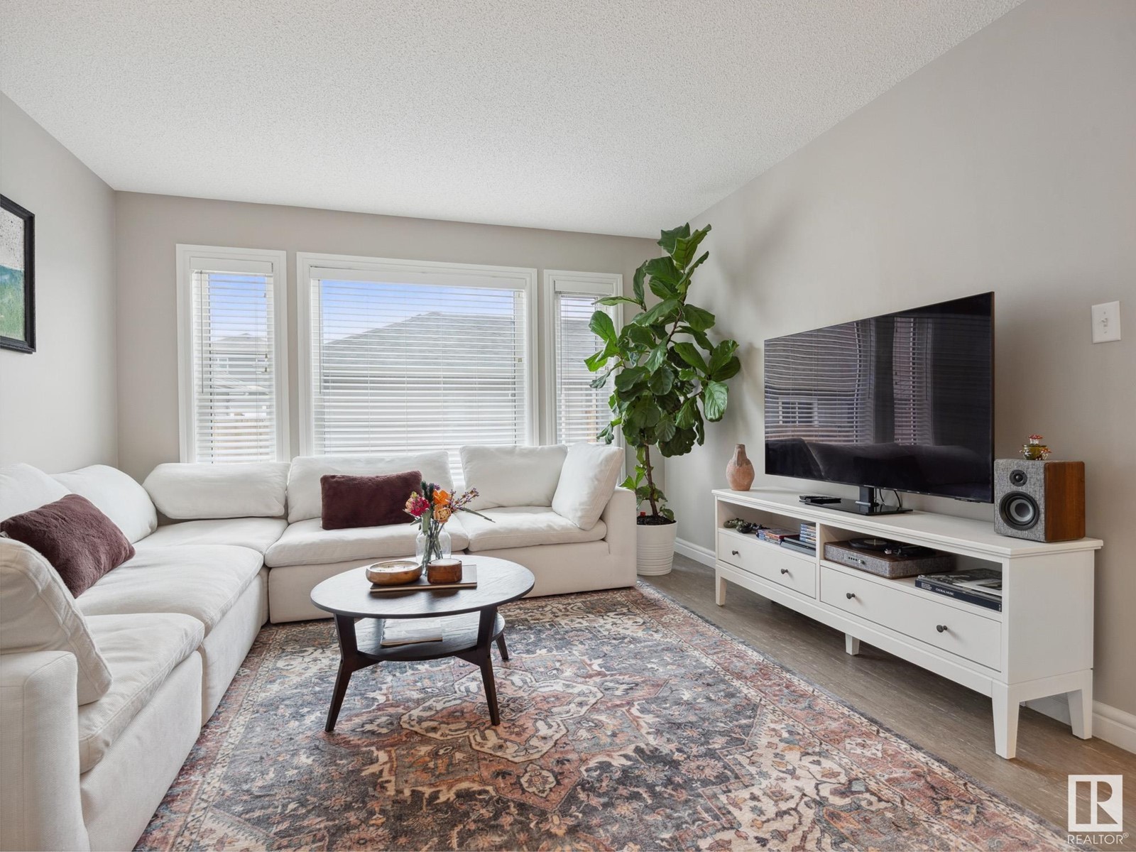 1416 Mcconachie Bv Nw, Edmonton, Alberta  T5Y 3X2 - Photo 7 - E4437941
