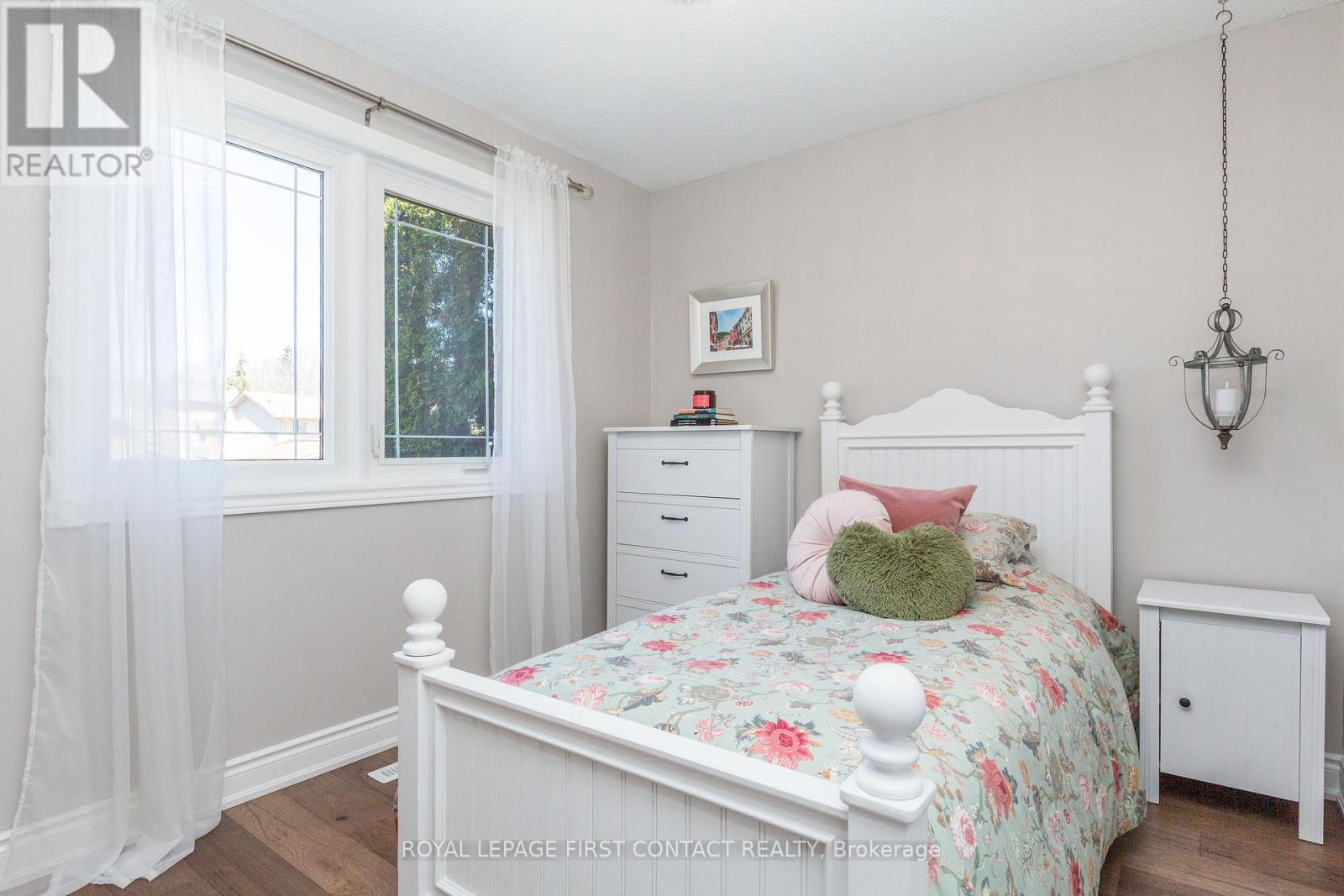 11 Heritage Road, Innisfil, Ontario  L0L 1L0 - Photo 20 - N12168166