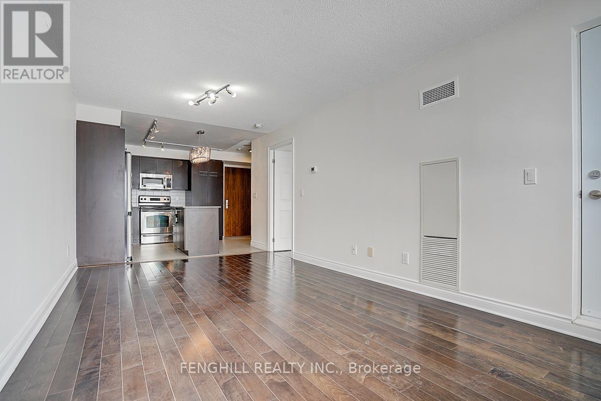 709 - 37 Galleria Parkway, Markham, Ontario  L3T 0A5 - Photo 6 - N12168224