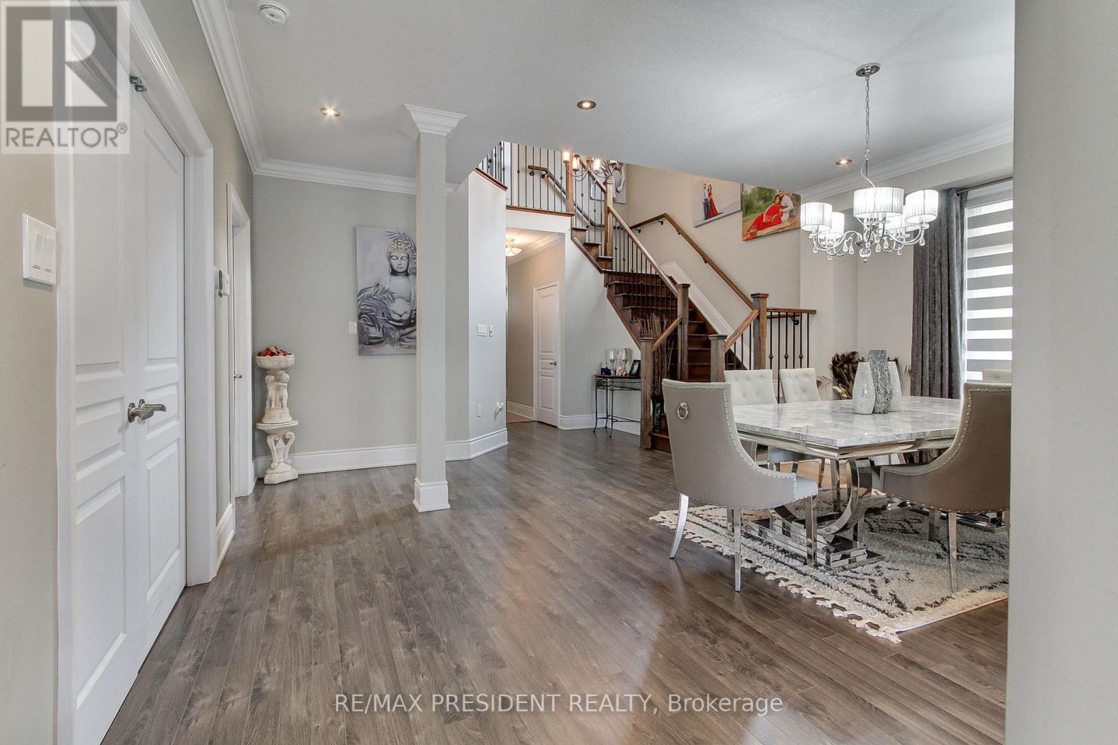189 Brookview Drive, Bradford West Gwillimbury, Ontario  L3Z 0R9 - Photo 10 - N12168269