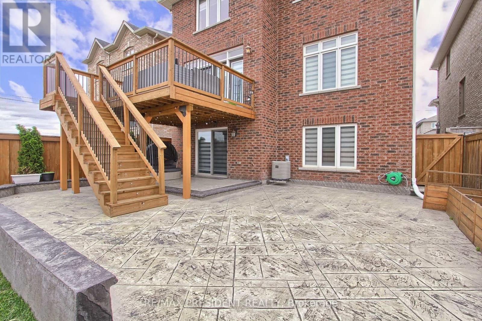 189 Brookview Drive, Bradford West Gwillimbury, Ontario  L3Z 0R9 - Photo 46 - N12168269
