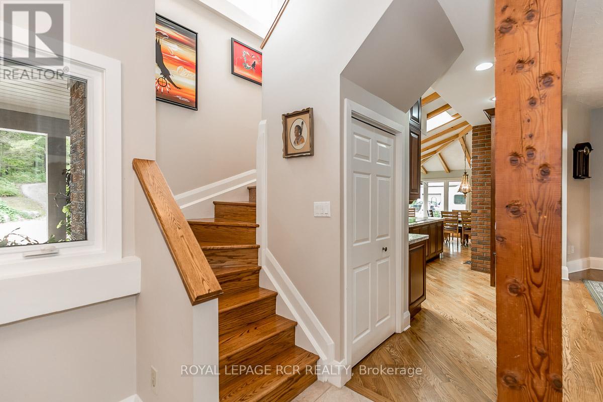 16365 Bathurst Street, Newmarket, Ontario  L3X 1Z8 - Photo 5 - N12168326