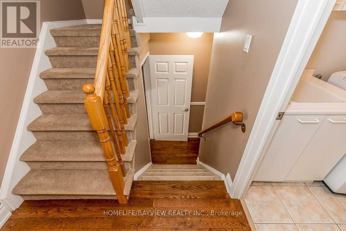 644 Mcbean Avenue, Newmarket, Ontario  L3X 2J5 - Photo 15 - N12168413