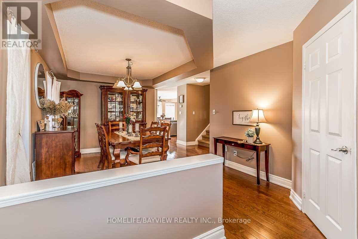 Property at 644 MCBEAN AVENUE image 3