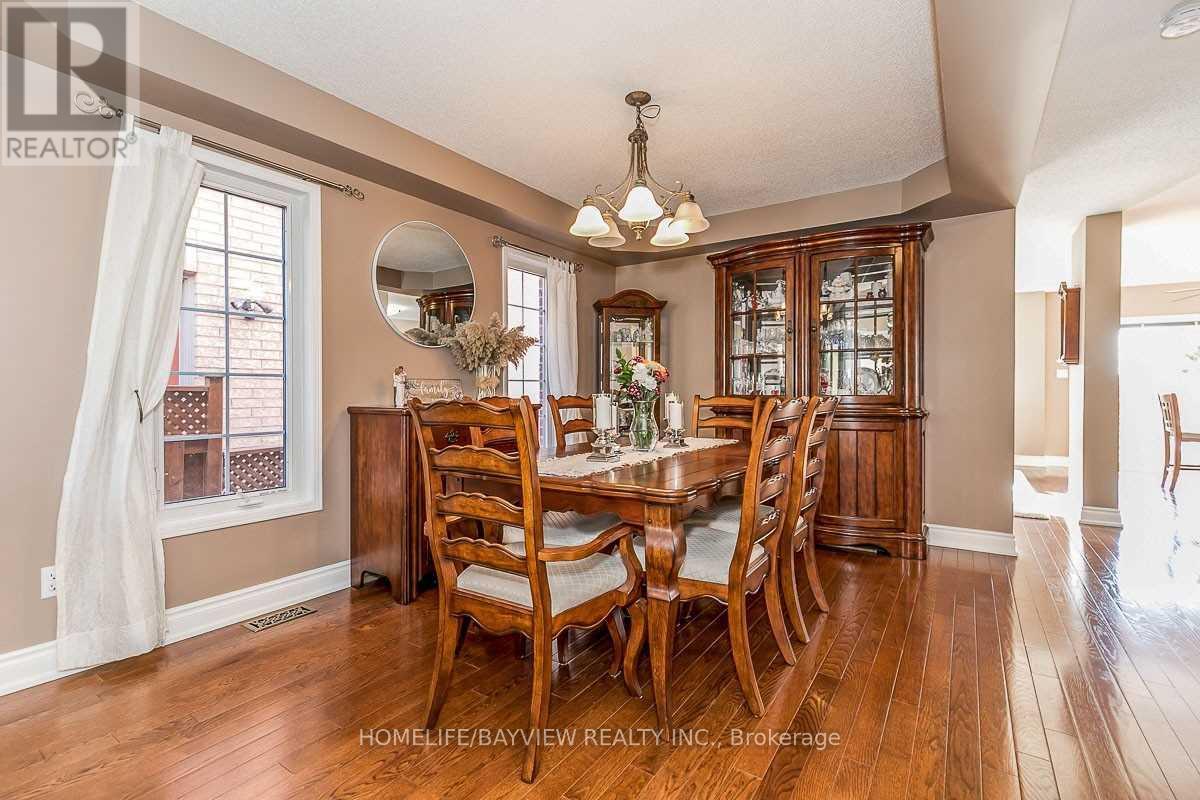 Property at 644 MCBEAN AVENUE image 4