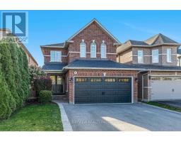 644 MCBEAN AVENUE, Newmarket, Ontario