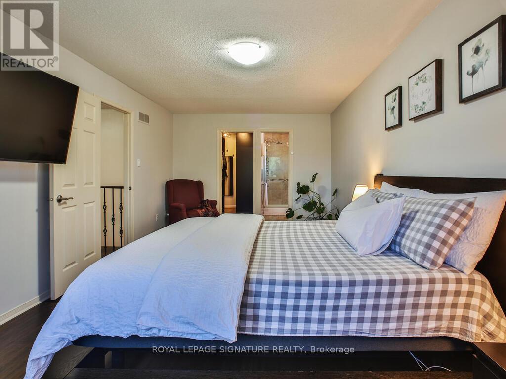 495 Bristol Road, Newmarket, Ontario  L3Y 6T4 - Photo 24 - N12168422