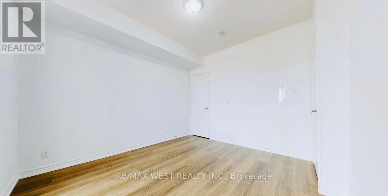 1404 - 9235 Jane Street, Vaughan, Ontario  L6A 0J8 - Photo 11 - N12168454