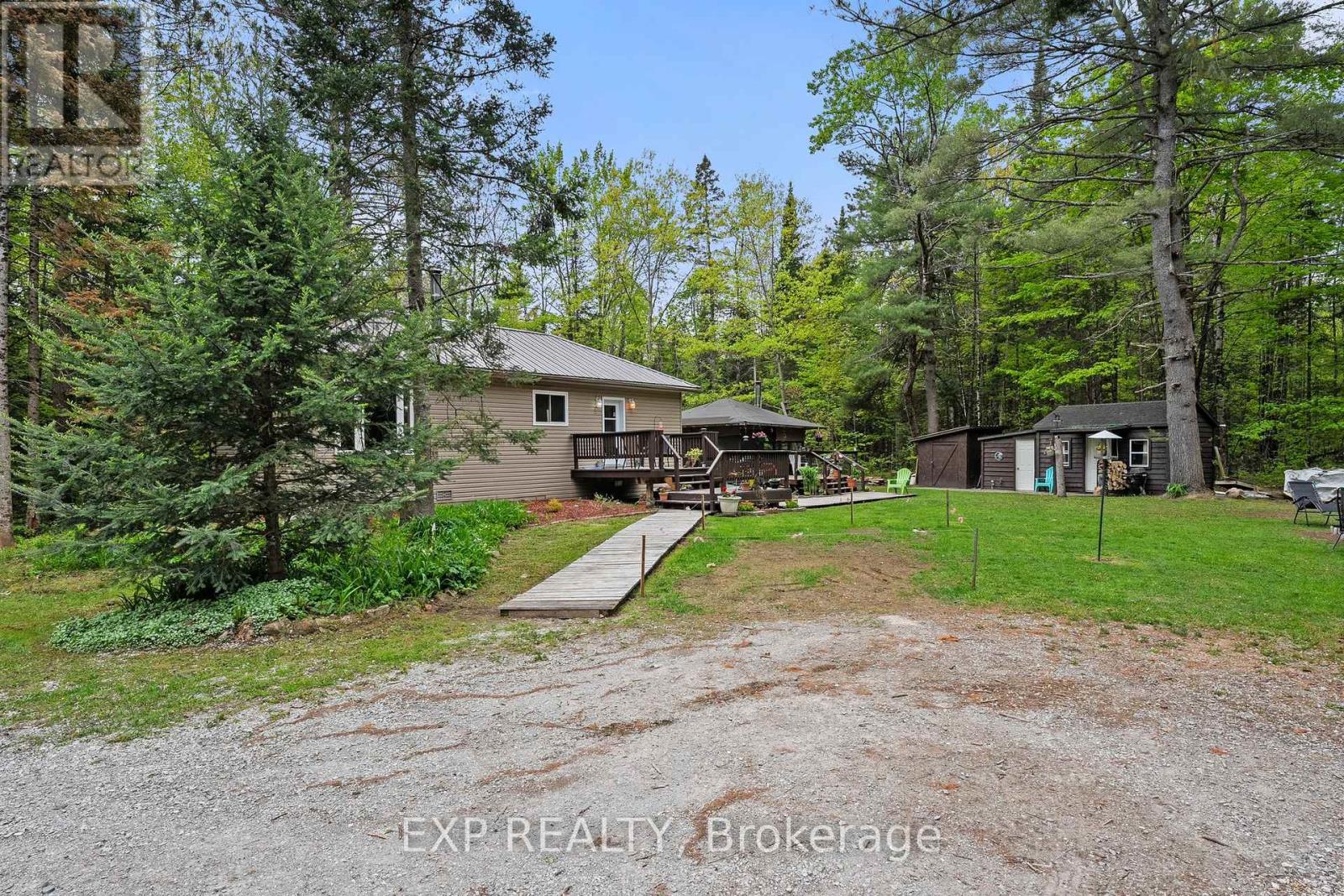 6566 Pioneer Village Lane, Ramara, Ontario  L0K 1W0 - Photo 2 - S12168164