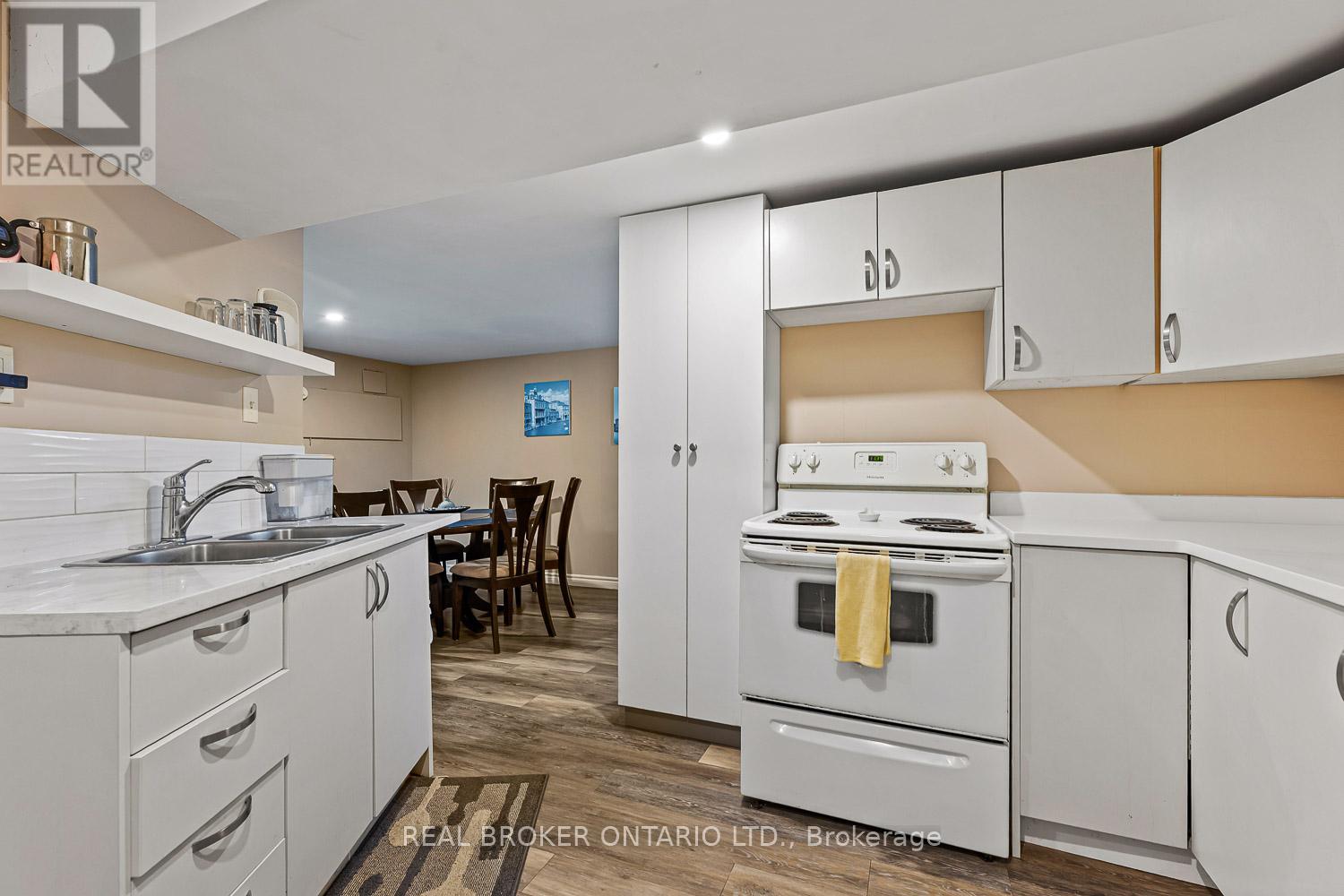 56 Bernick Drive, Barrie (Grove East), Ontario  L4M 2V5 - Photo 32 - S12168385