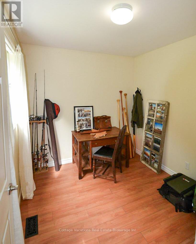 527 Aspdin Road, Huntsville, Ontario  P1H 1Y4 - Photo 25 - X12161627