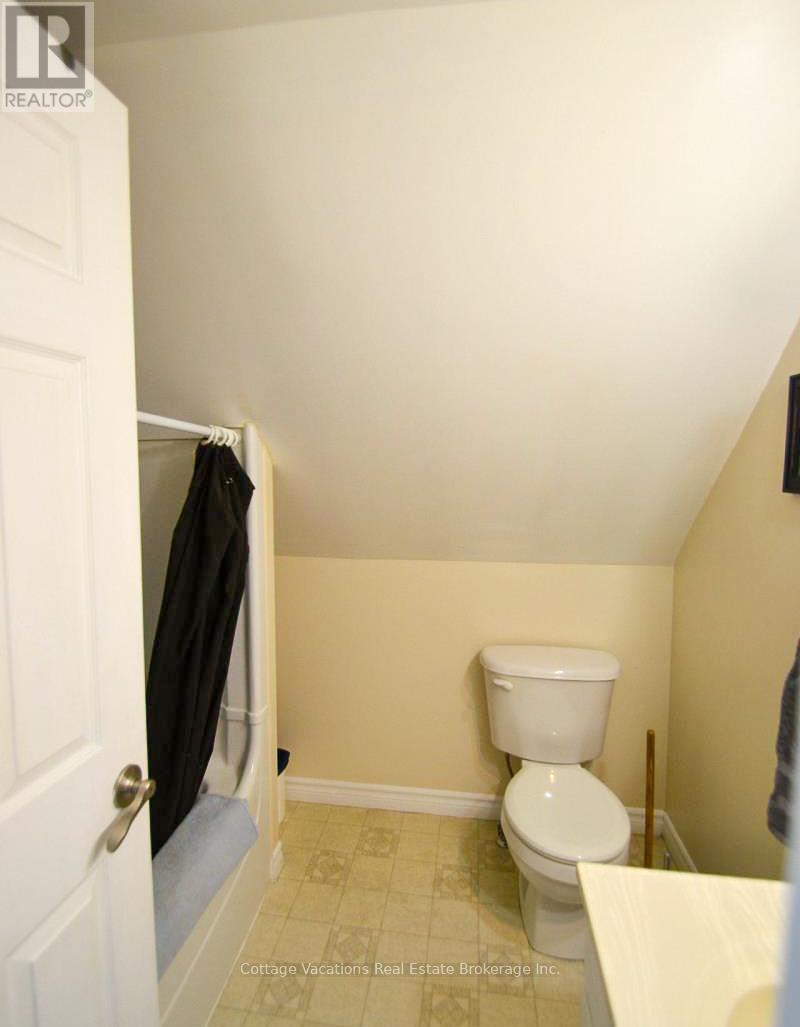 527 Aspdin Road, Huntsville, Ontario  P1H 1Y4 - Photo 30 - X12161627