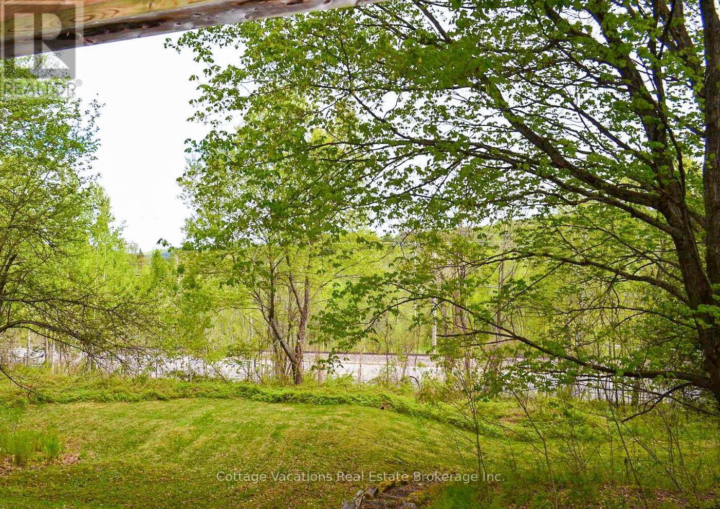 527 Aspdin Road, Huntsville, Ontario  P1H 1Y4 - Photo 34 - X12161627