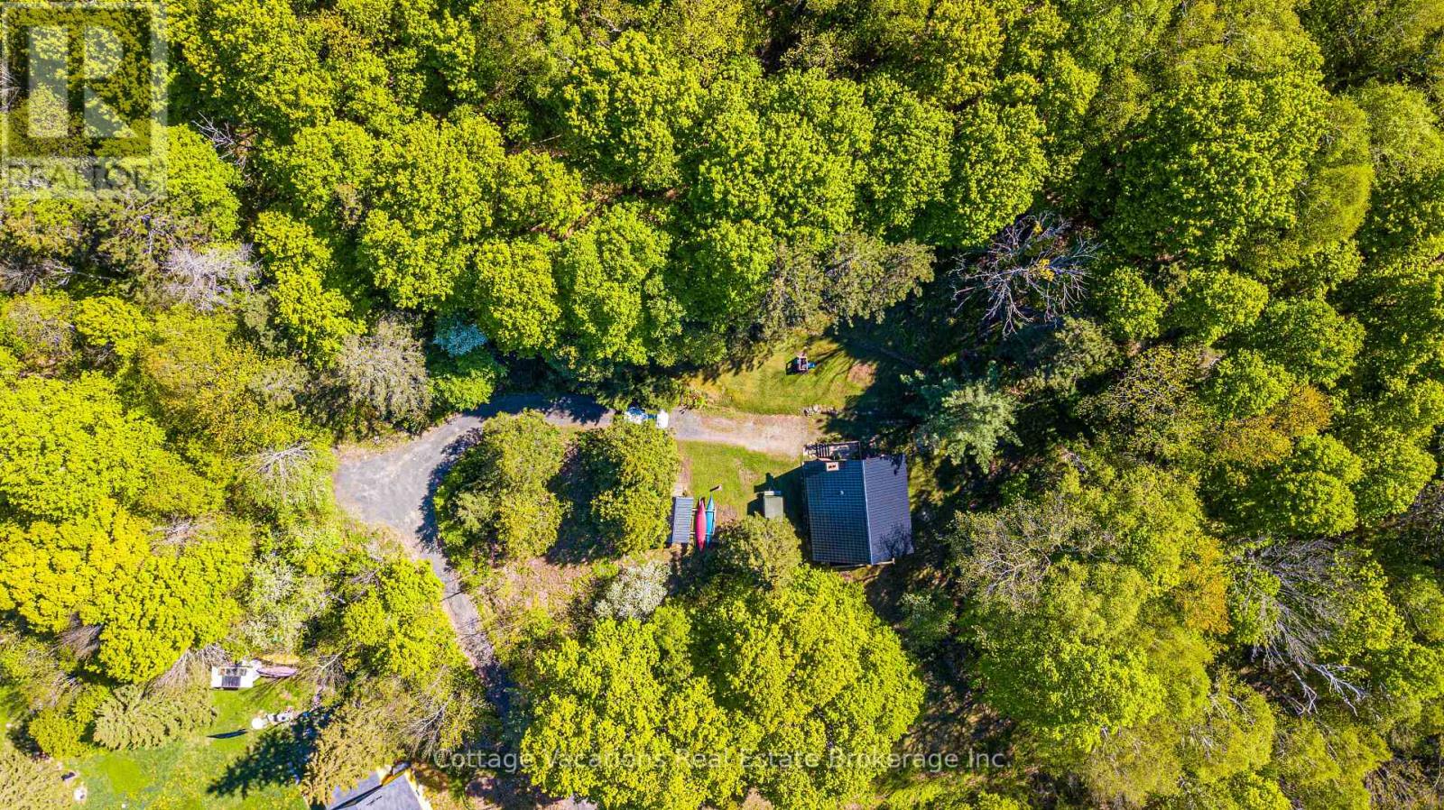 527 Aspdin Road, Huntsville, Ontario  P1H 1Y4 - Photo 5 - X12161627