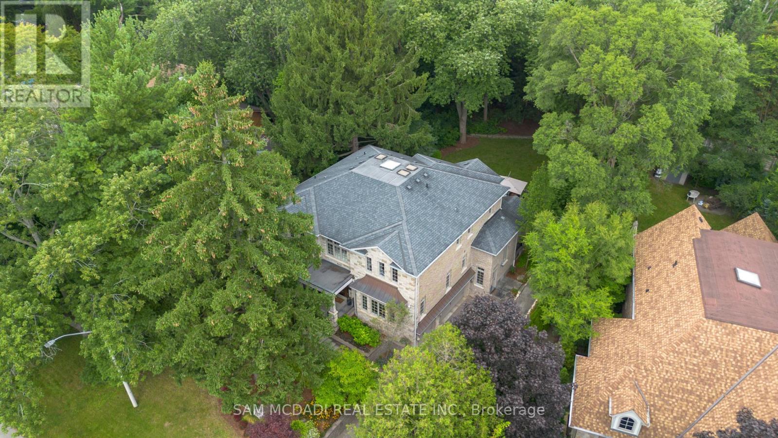 1173 Woodeden Drive, Mississauga, Ontario  L5H 2T7 - Photo 48 - W12110019