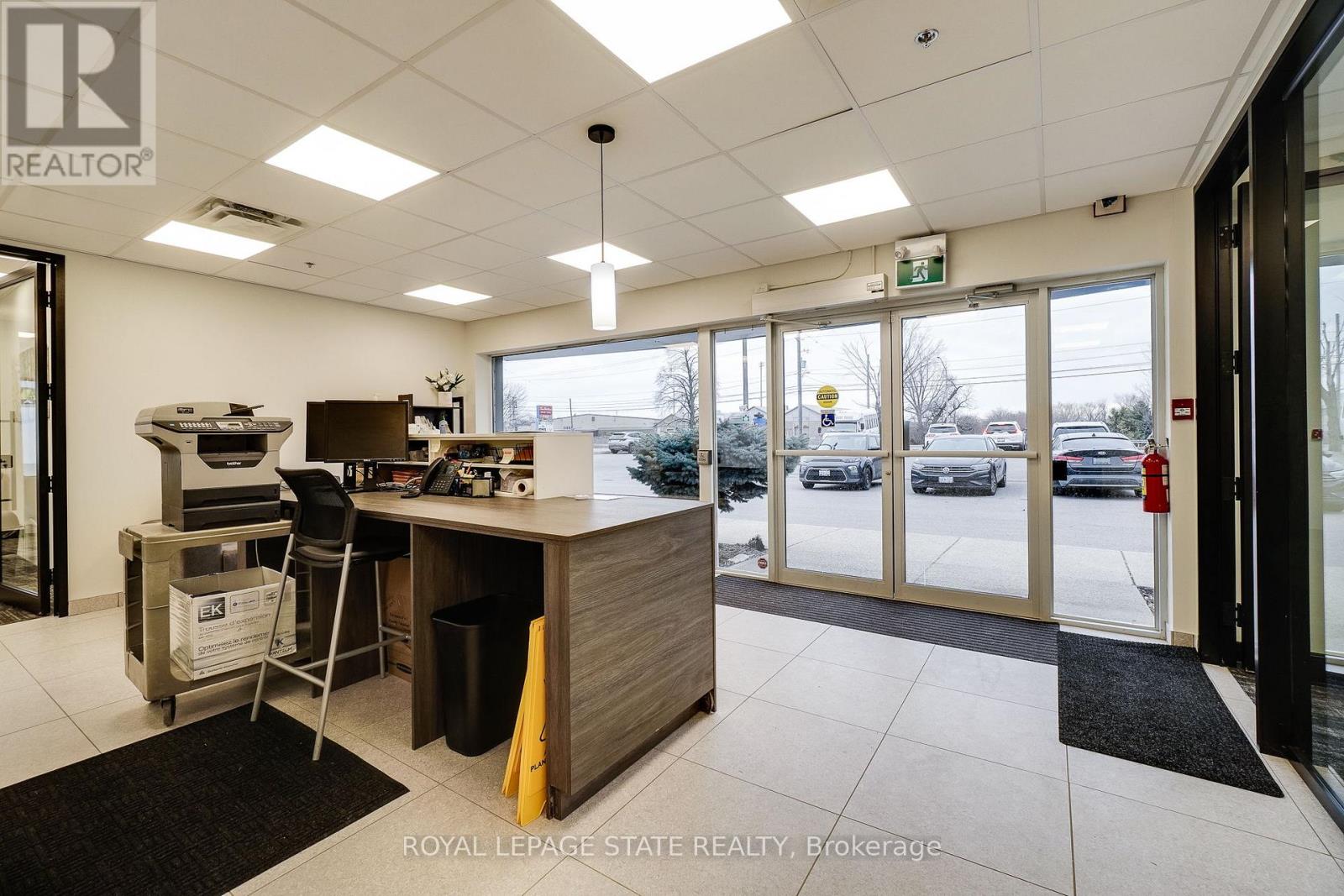 1 - 3485 Harvester Road, Burlington, Ontario  L7N 3T3 - Photo 10 - W12160047