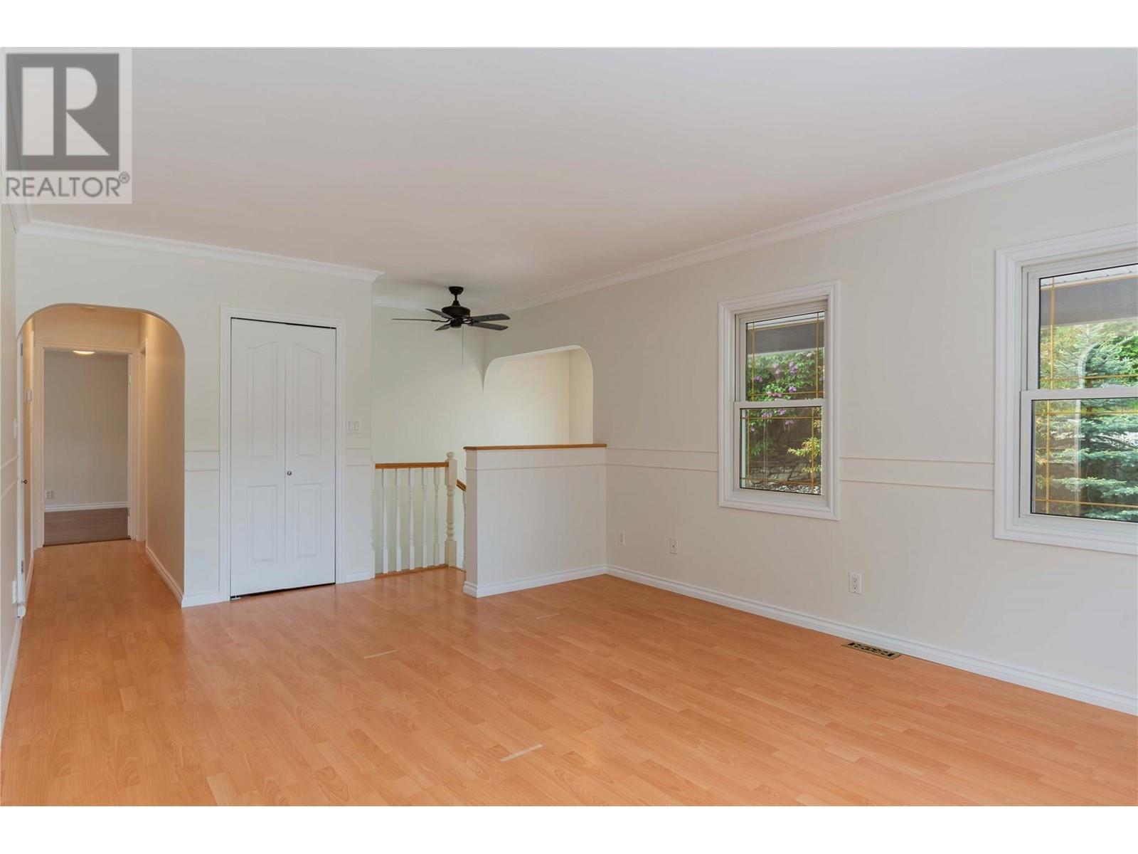 Property at 672 Calder Drive image 3
