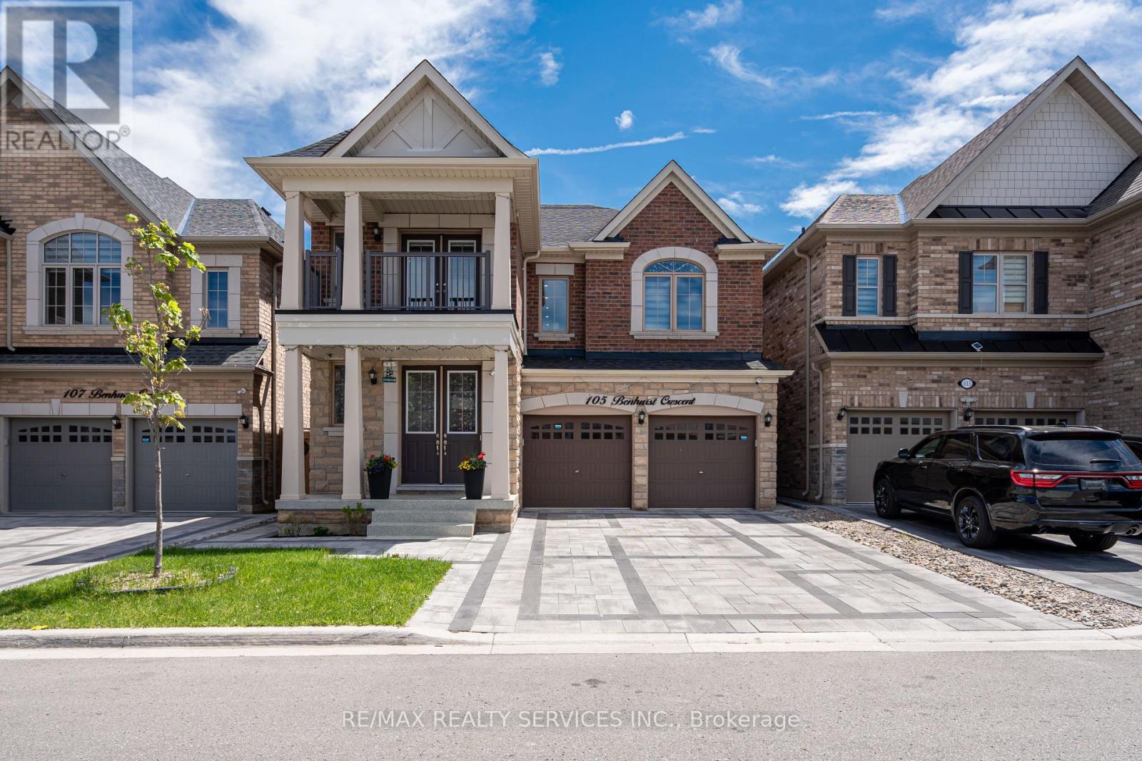 105 Benhurst Crescent, Brampton, Ontario  L7A 5A4 - Photo 1 - W12168122