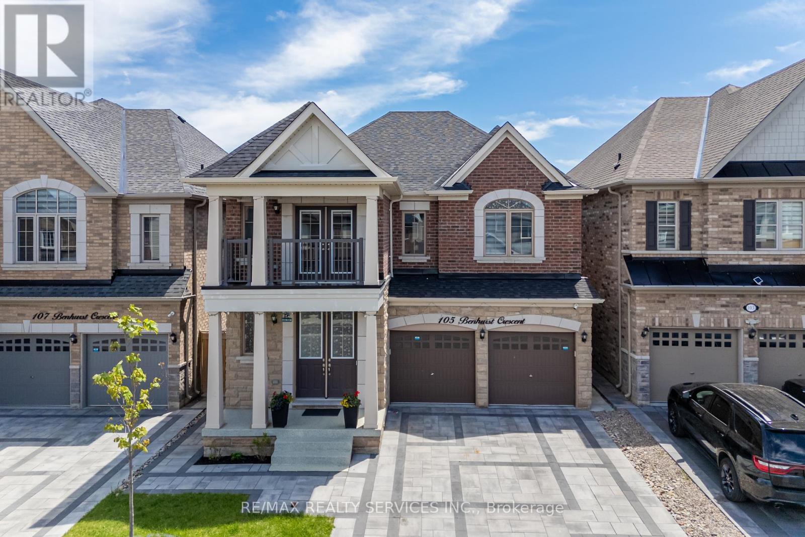 105 Benhurst Crescent, Brampton, Ontario  L7A 5A4 - Photo 5 - W12168122