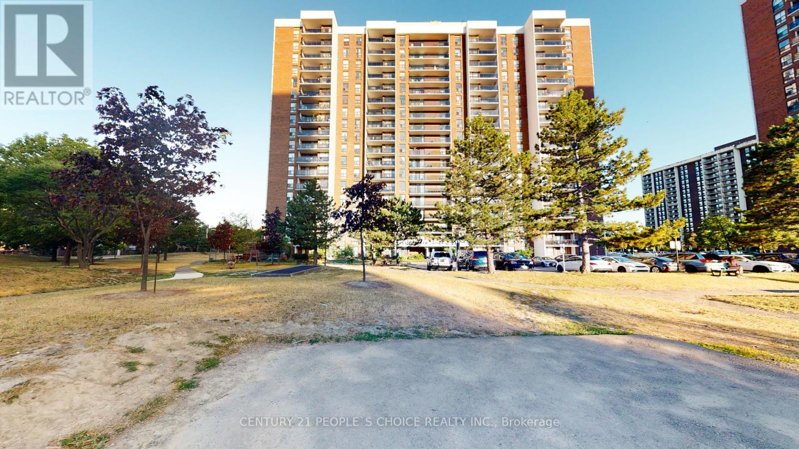 907 - 21 KNIGHTSBRIDGE ROAD, brampton (queen street corridor), Ontario