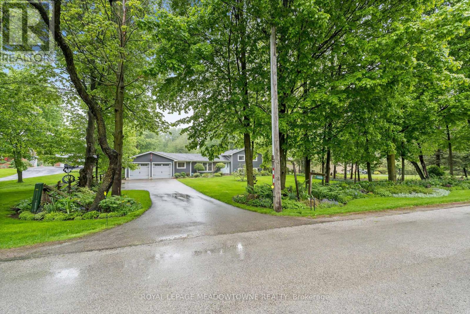 Property at 13609 SIXTH LINE image 2