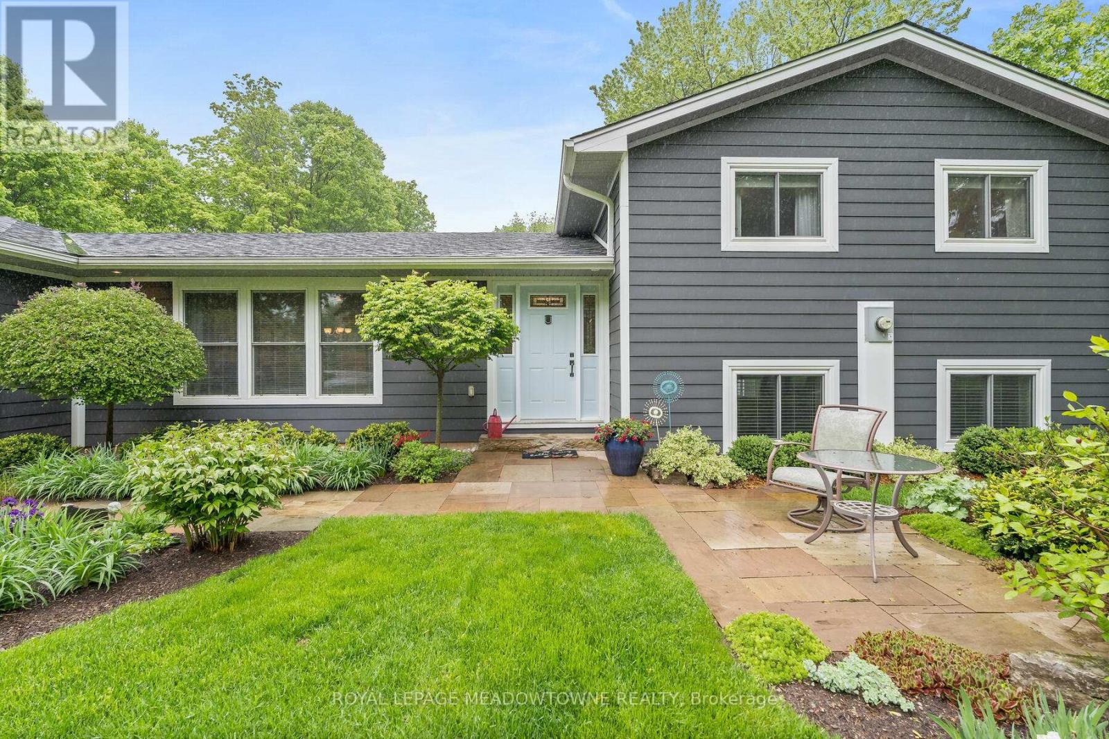 Property at 13609 SIXTH LINE image 4