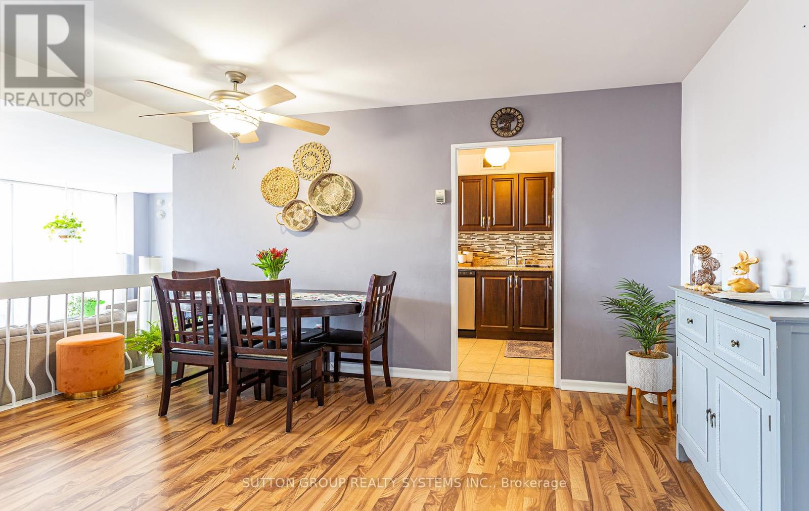 912 - 31 Four Winds Drive, Toronto (York University Heights), Ontario  M3J 1K9 - Photo 6 - W12168383