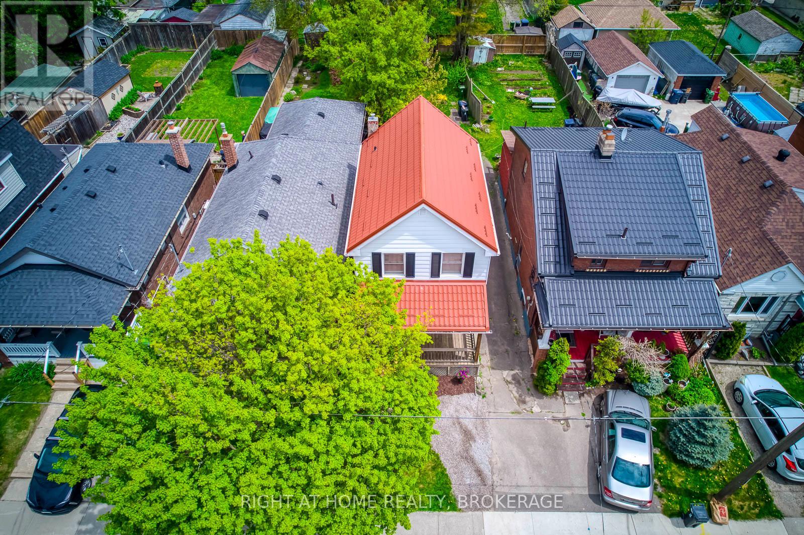 39 SIXTEENTH STREET, toronto (new toronto), Ontario