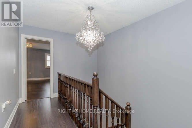 7 Falling Leaf Drive, Caledon, Ontario  L7C 3Z3 - Photo 9 - W12168468