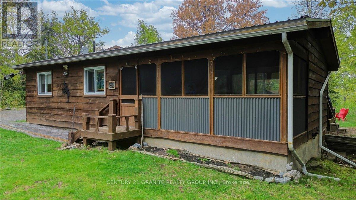 27 Birch Crescent, South Algonquin, Ontario  K0J 2M0 - Photo 2 - X12168515