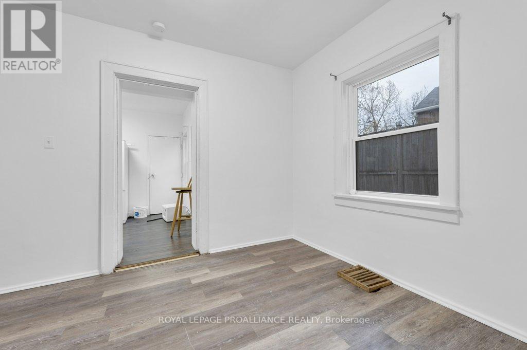 91 Bridge Street W, Belleville, Ontario  K8P 1J4 - Photo 14 - X12168570