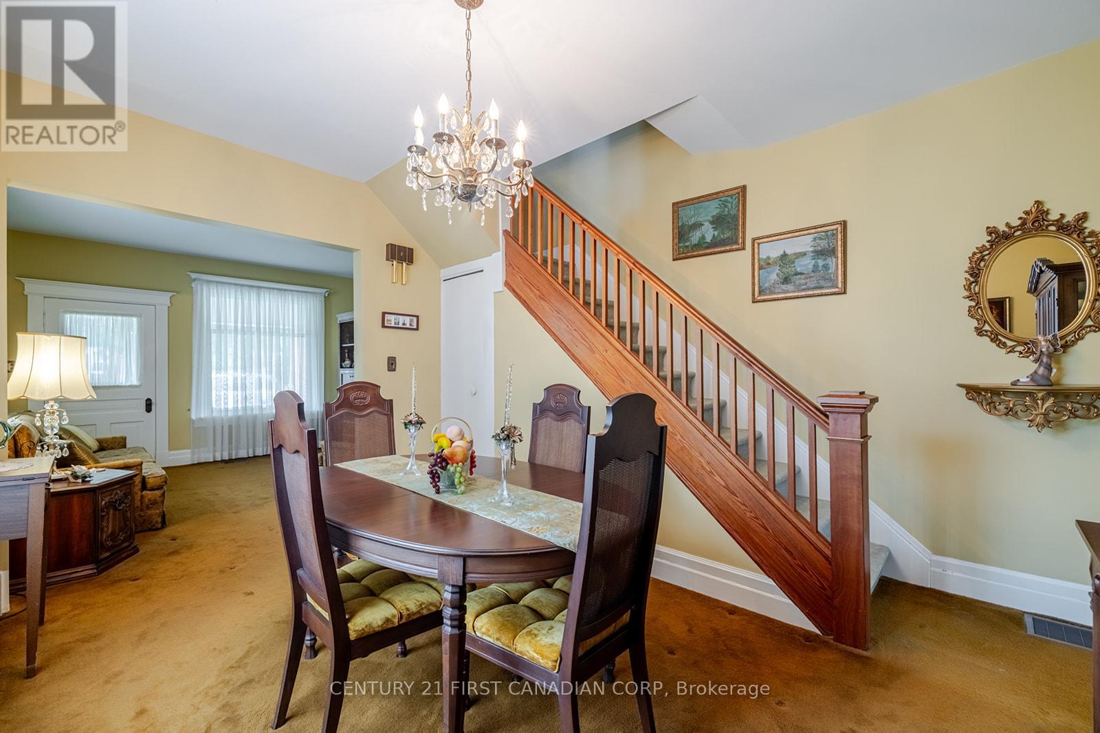 14 Jane Street, Chatham-Kent (Ridgetown), Ontario  N0P 2C0 - Photo 12 - X12168510