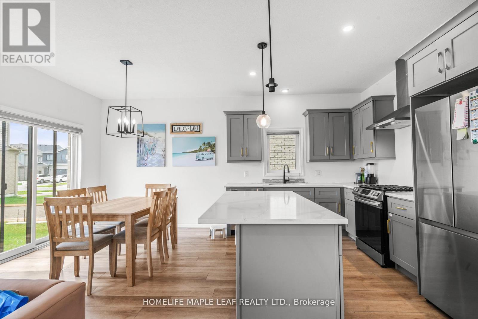 93 Middleton Avenue, London South, Ontario  N6L 0G4 - Photo 8 - X12168240