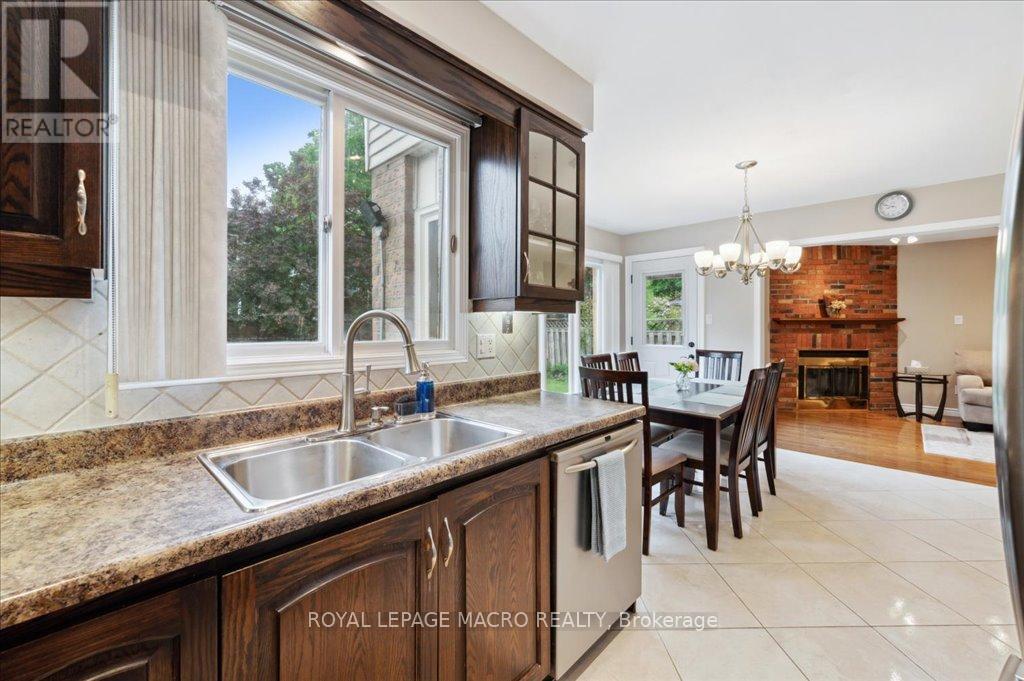211 Rushdale Drive, Hamilton (Rushdale), Ontario  L8W 2Z5 - Photo 14 - X12168292
