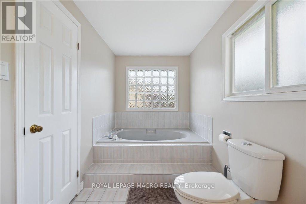 211 Rushdale Drive, Hamilton, Ontario  L8W 2Z5 - Photo 24 - X12168292