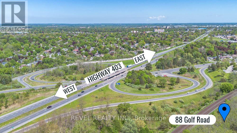 88 Golf Road, Brantford, Ontario  N3T 5L8 - Photo 4 - X12168307