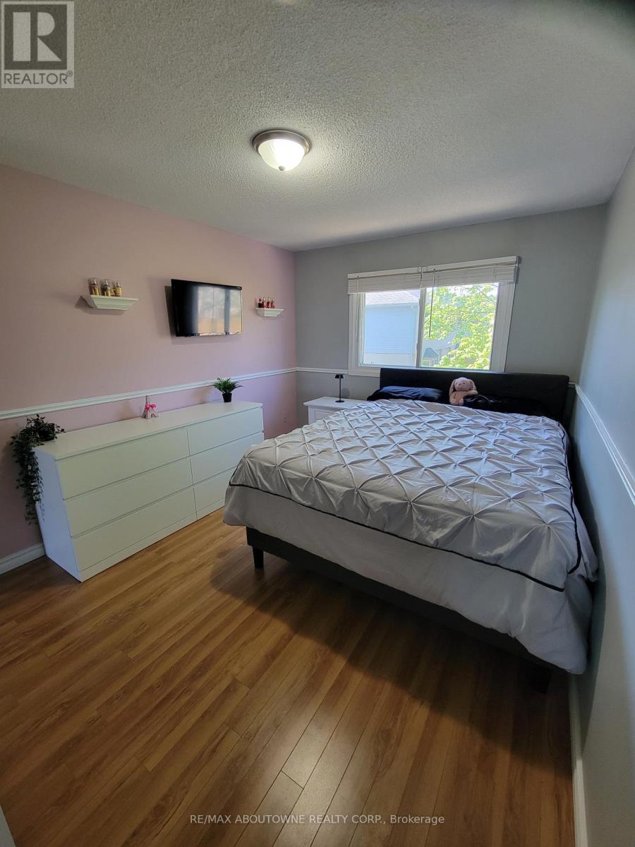 44 - 1 Royalwood Court, Hamilton, Ontario  L8E 4Y3 - Photo 24 - X12168396