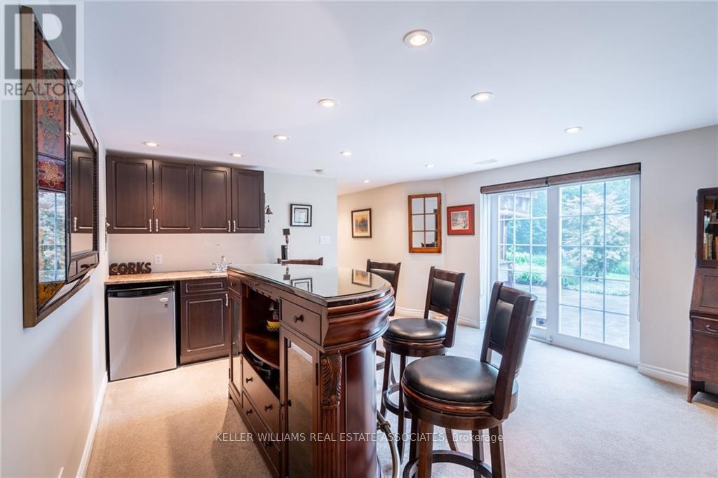 338 Carlisle Road, Hamilton, Ontario  L0R 1H1 - Photo 19 - X12168464