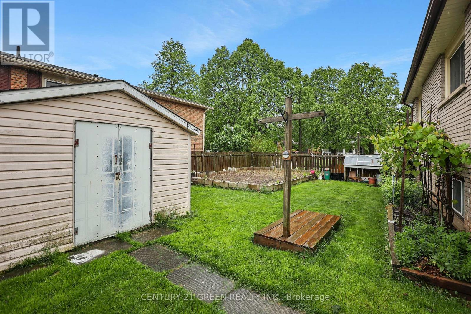 7812 Badger Road, Niagara Falls, Ontario  L2H 2J5 - Photo 29 - X12168494