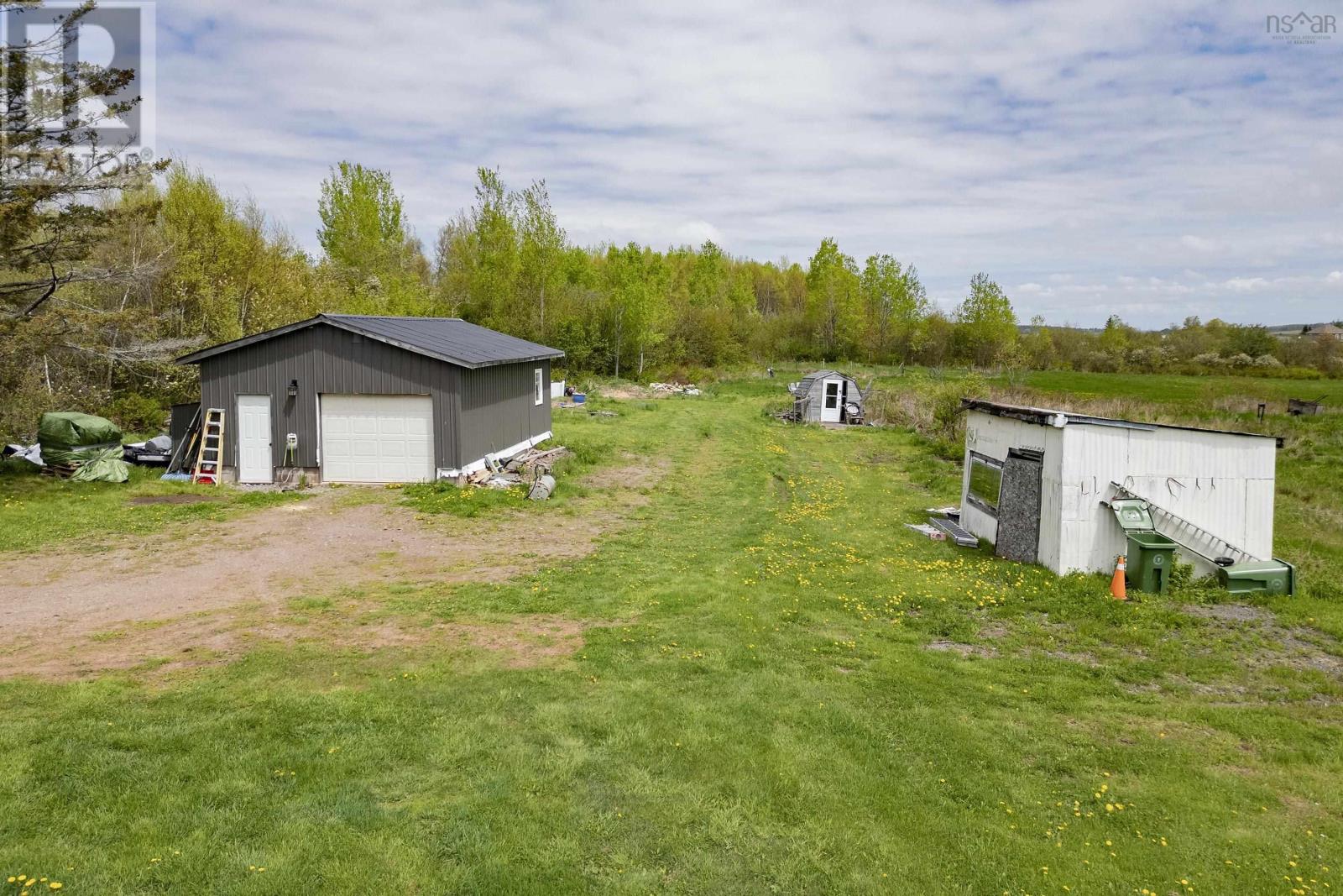 527 Pit Road, River Hebert, Nova Scotia  B0L 1G0 - Photo 3 - 202512041