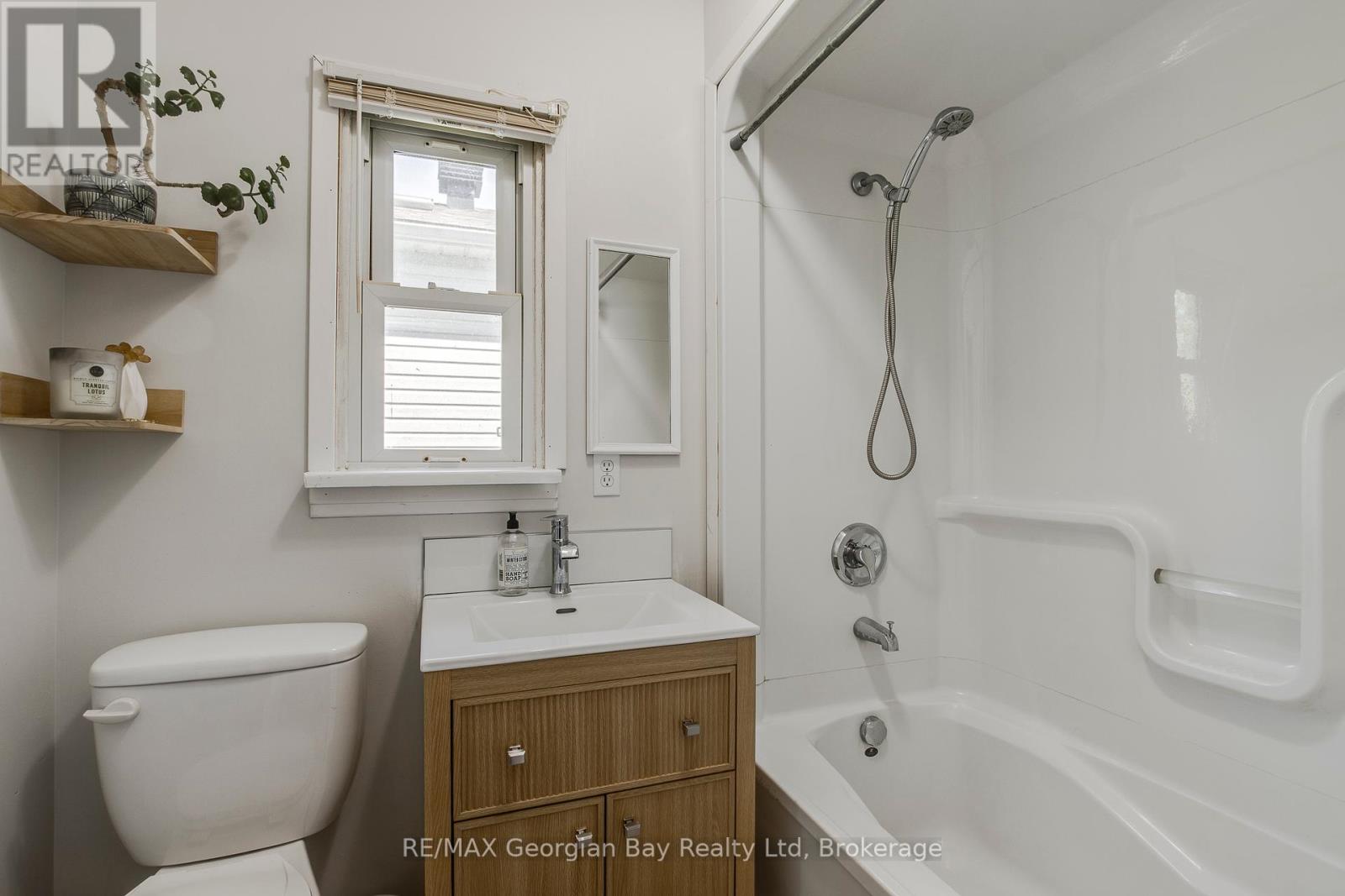 309 Percy Street, Tay (Waubaushene), Ontario  L0K 2C0 - Photo 10 - S12168559