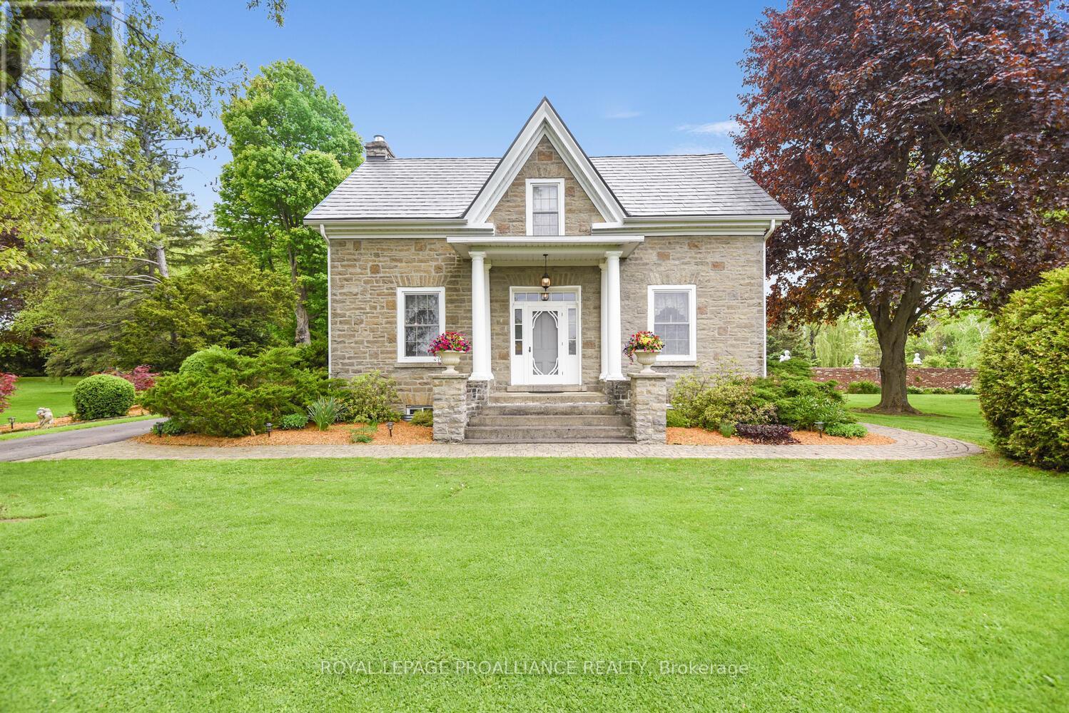 5726 Fairfield Road, Elizabethtown-Kitley, Ontario  K6V 5T5 - Photo 1 - X12168528