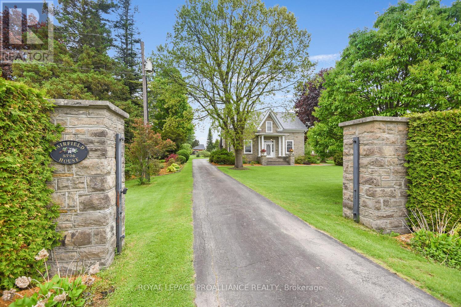 5726 Fairfield Road, Elizabethtown-Kitley, Ontario  K6V 5T5 - Photo 2 - X12168528