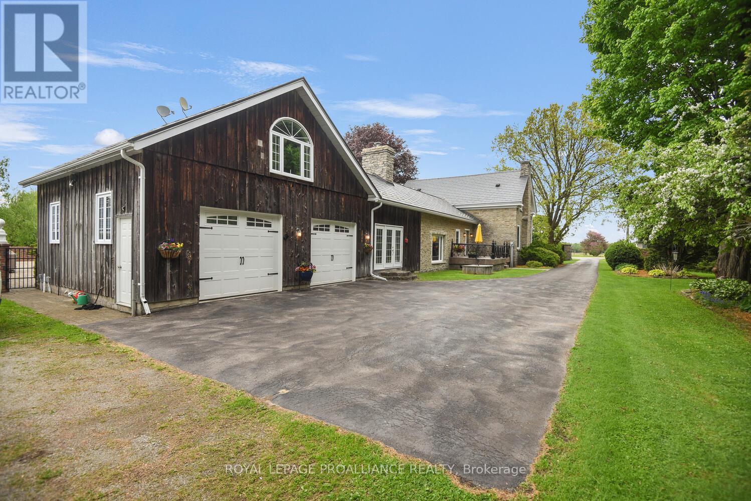 5726 Fairfield Road, Elizabethtown-Kitley, Ontario  K6V 5T5 - Photo 6 - X12168528