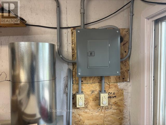 11397 County Rd 18 Highway, South Dundas, Ontario  K0E 1C0 - Photo 17 - X12168125