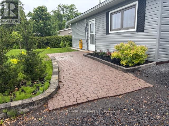 11397 County Rd 18 Highway, South Dundas, Ontario  K0E 1C0 - Photo 3 - X12168125