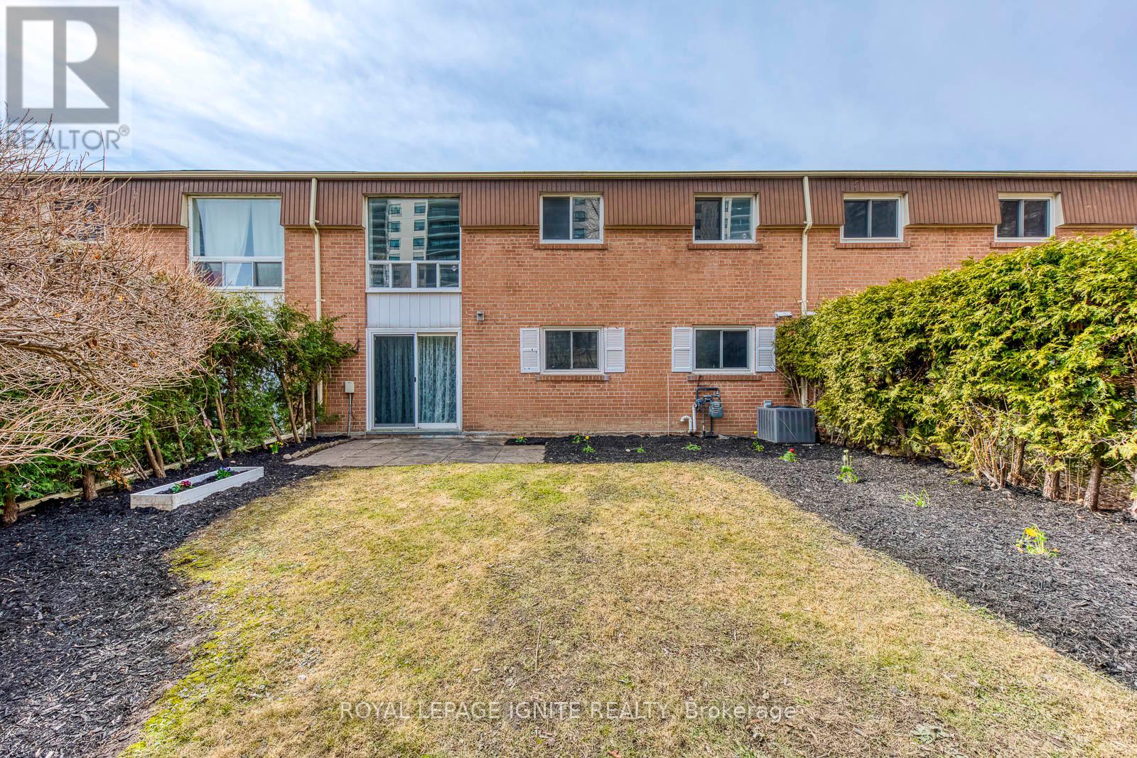 4 - 10 Leith Hill Road, Toronto, Ontario  M2J 1Z2 - Photo 30 - C12146096